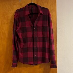 Lululemon NWT Classic Buffalo Plaid Button-Down Shirt
